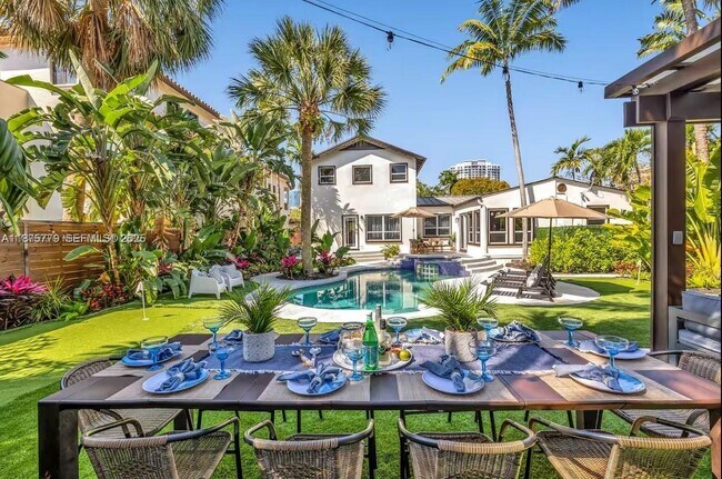 Building Photo - 110 SE 11th Ave