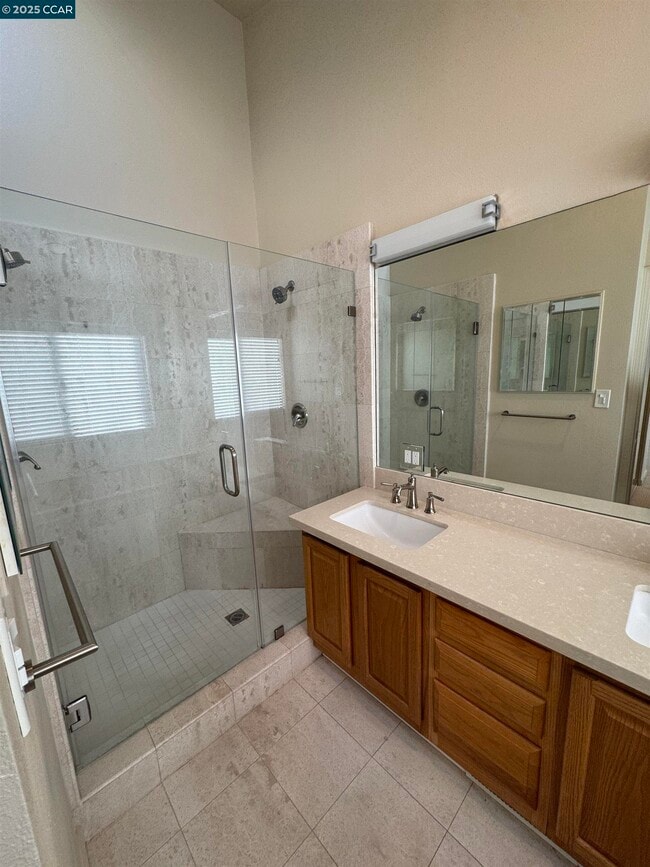 Building Photo - 87 Starview Dr