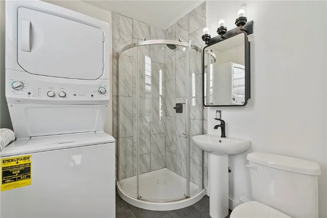 Primary Photo - 216 Ridge Ave