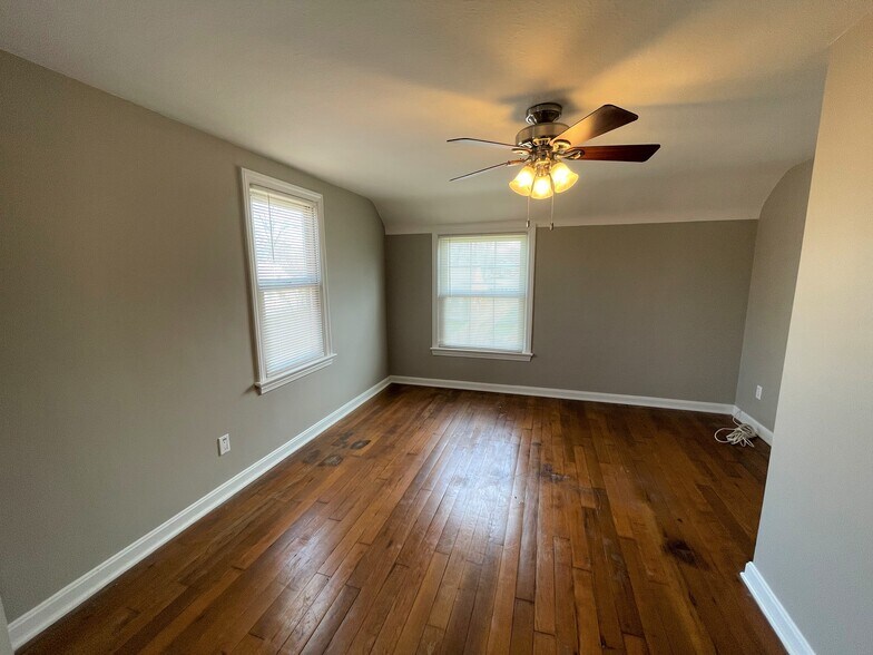 Master Bedroom - 1204 Irene Rd