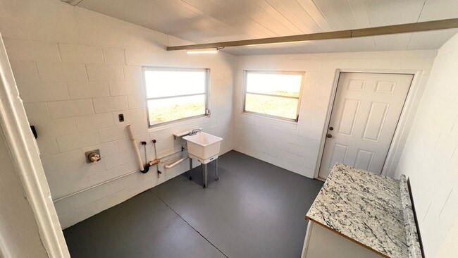 Building Photo - Charming 2-Bed Retreat in the Heart of Mount Dora! PRIME LOCATION! DONT MISS OUT!