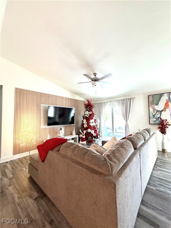 Building Photo - 332 NW 19th St