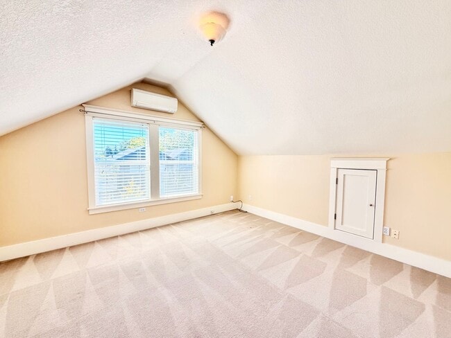 Building Photo - 2 Weeks Free! Charming Craftsman with Solar Savings, Hardwood Floors, and Private Backyard - Move...