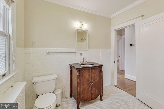 Building Photo - 4509 Highland Ave