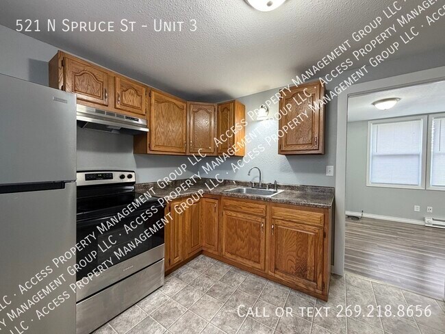 Building Photo - 521 Spruce St