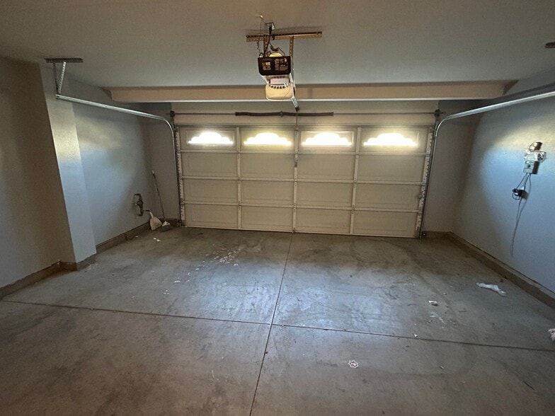 Building Photo - 25888 Marco Polo St