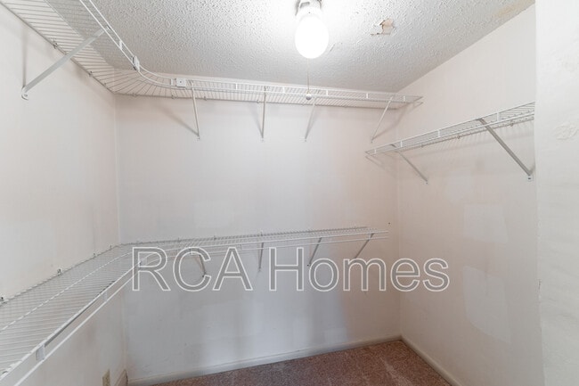 Building Photo - 1603 Woodlawn Ave