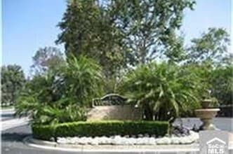 Building Photo - 31574 W Nine Dr