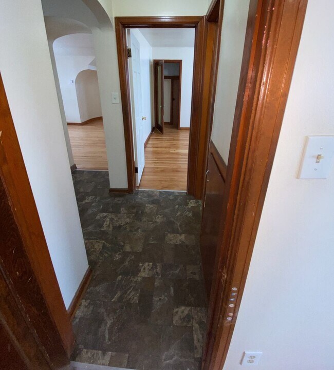 Building Photo - 2902 N 57th St