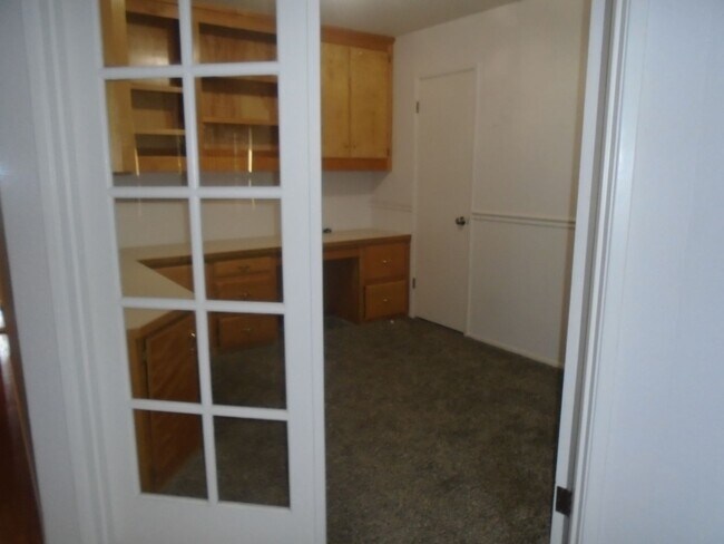 Building Photo - WELCOME HOME !!!