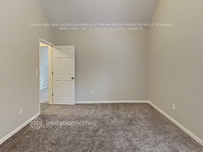 Building Photo - 185 Addy Ln