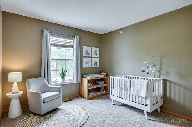 Building Photo - 2492 Dickens Dr