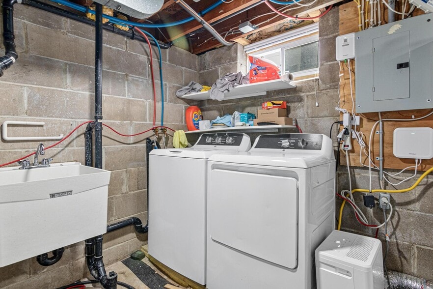 In-Unit Laundry (Provided) - 4319 W 36th St
