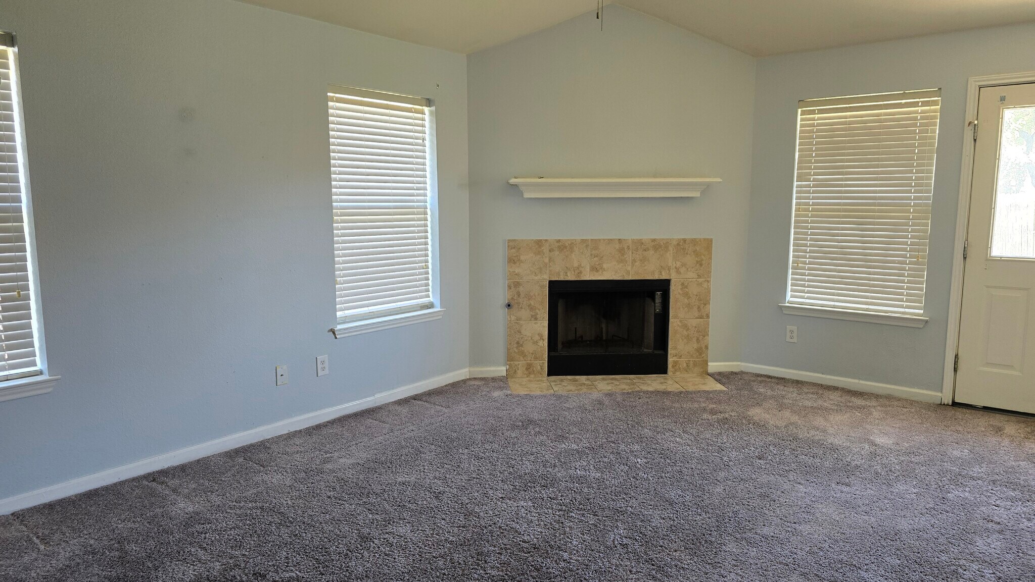 Building Photo - 8542 Snakeweed Dr