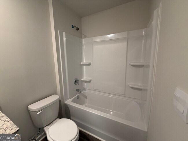 Building Photo - 3 Silverbell Ln NW