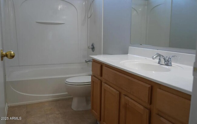 Building Photo - 1464 S Heron Ln