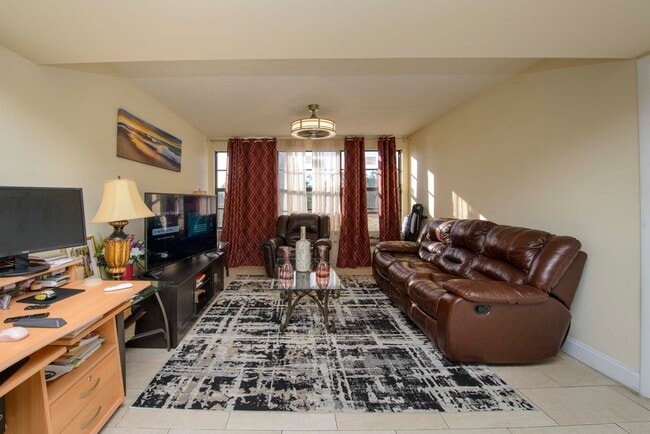 Building Photo - 3515 Village Blvd