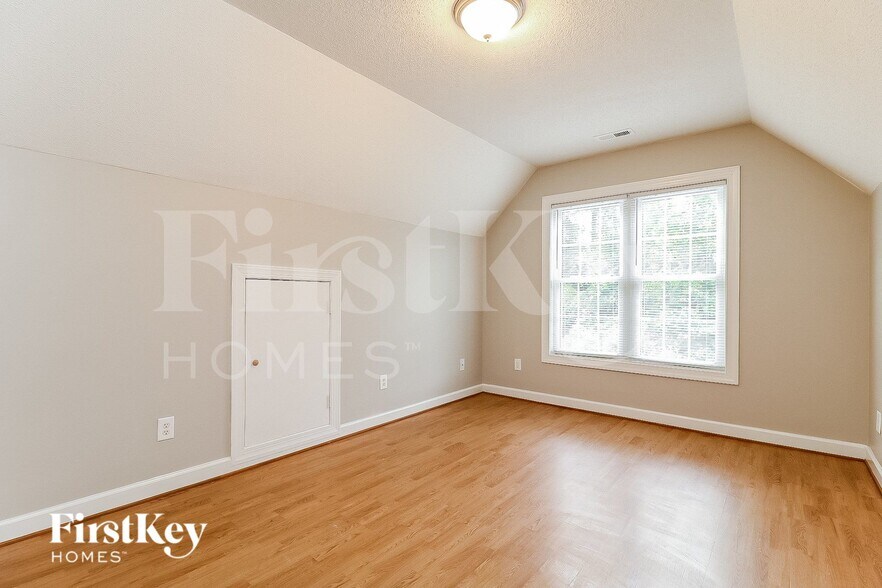 Building Photo - 245 B H Parrish Rd