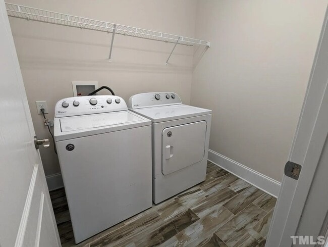 Building Photo - 519 Mill Hopper Ln