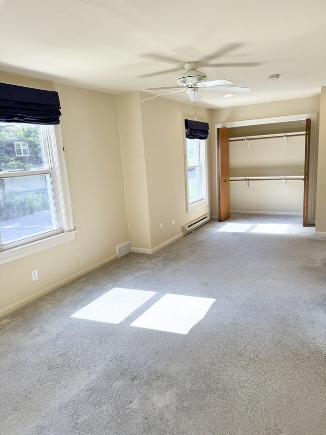 Building Photo - 5313 Raywood Rd