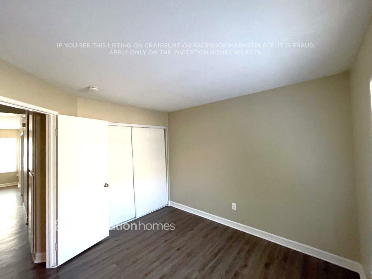 Building Photo - 22802 Springdale Dr