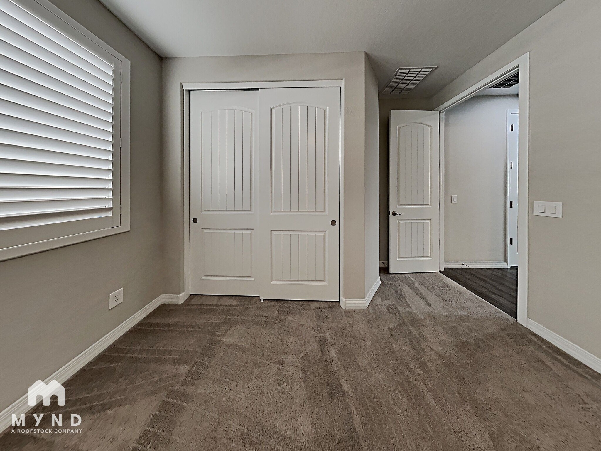 Building Photo - 10106 E Tamery Ave