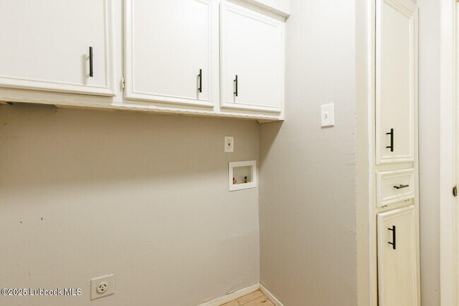 Building Photo - 4314 52nd St