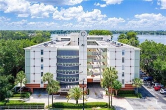 Building Photo - 690 Osceola Ave