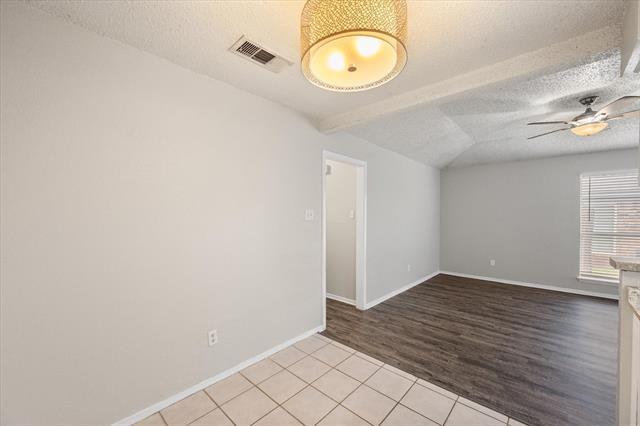 Building Photo - 352 Spring Branch Ln