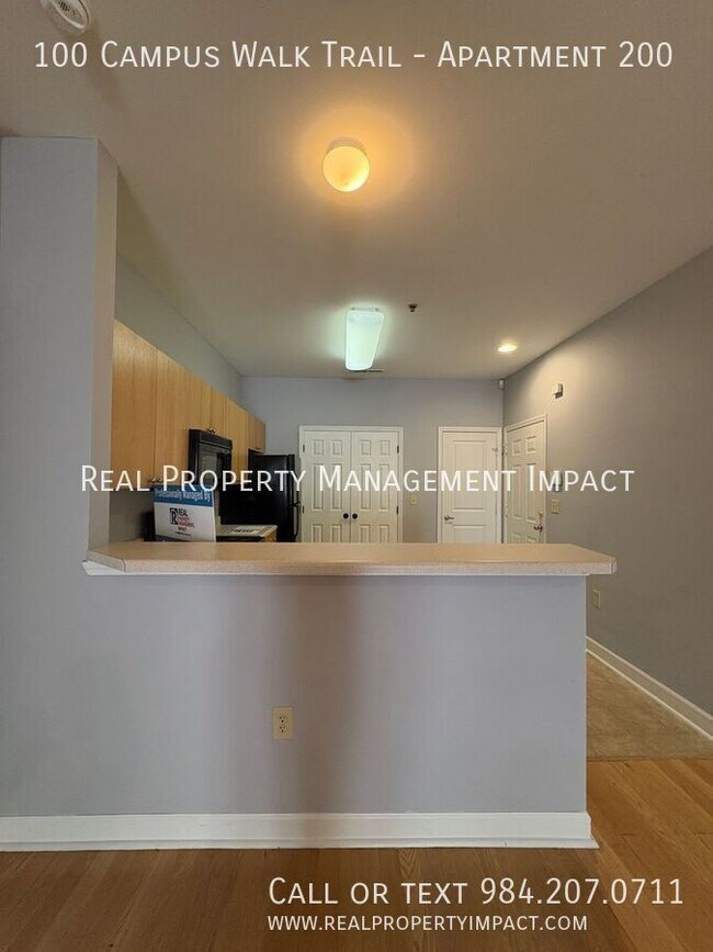 Building Photo - 100 Campus Walk Trl