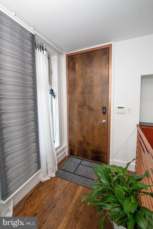 Building Photo - 1538 Ogden St