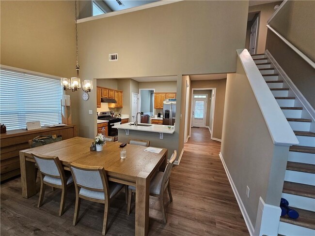 Building Photo - 2216 Worrall Hill Dr