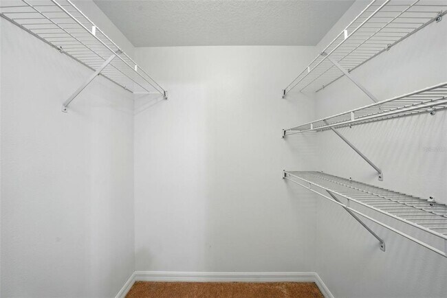 Building Photo - 36815 Queen Bee Ln
