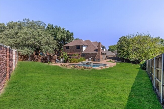 Building Photo - 2601 Kimberly Dr