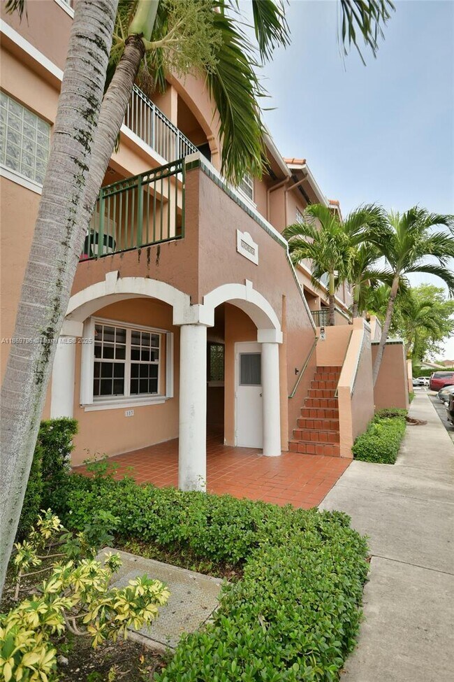 Building Photo - 10026 Hammocks Blvd