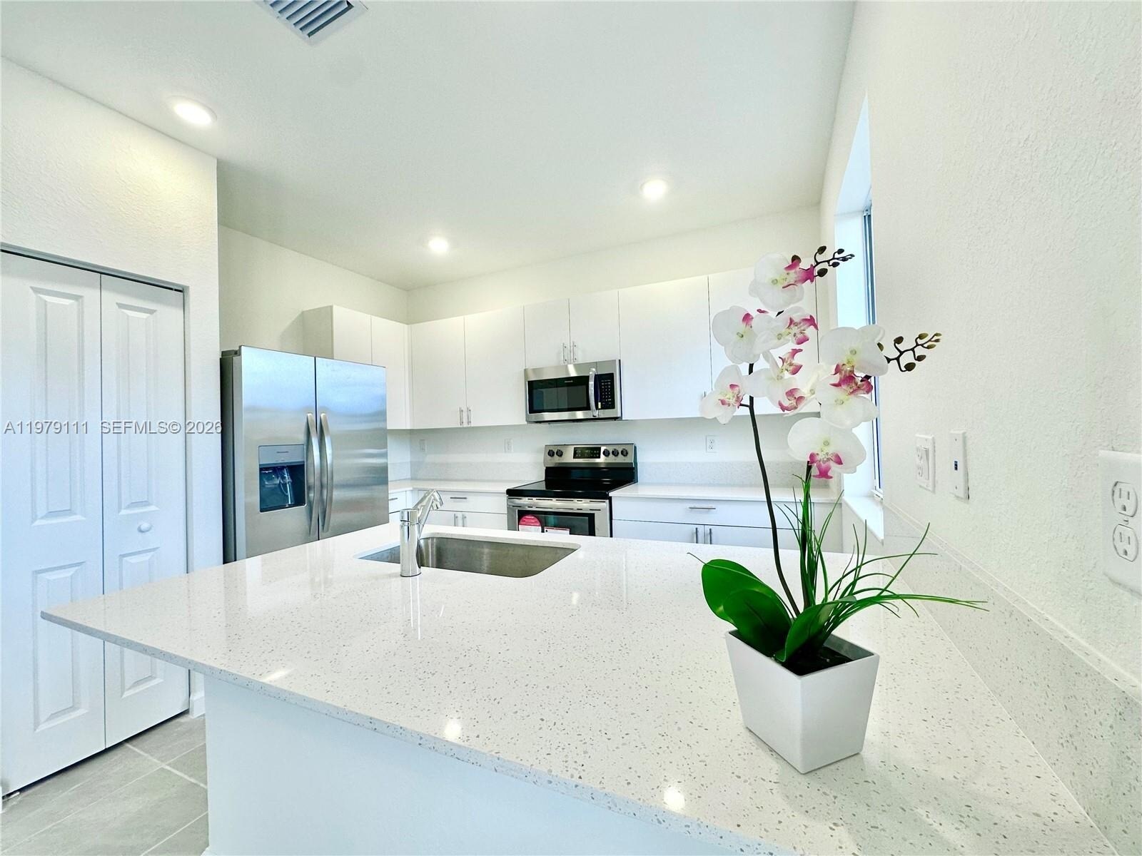 Building Photo - 16213 SW 288th Ter