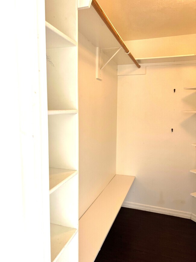 Building Photo - 3114 Pleasant Forest Dr