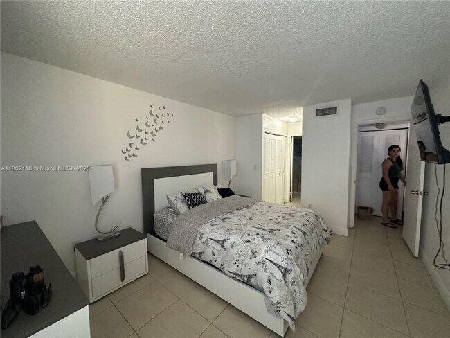 Building Photo - 6280 NW 186th St