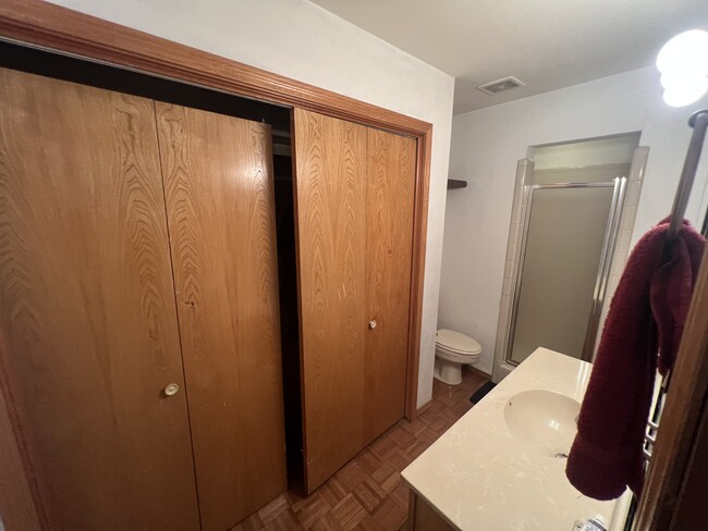 Building Photo - 505 Palm Valley Cir