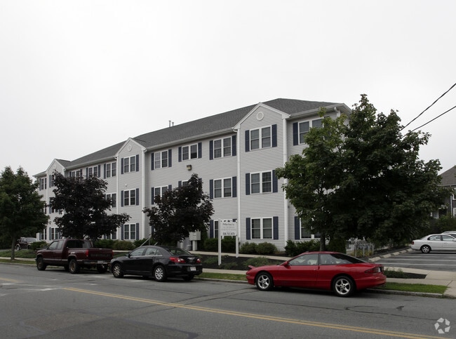 Building Photo - 735 Belleville Ave