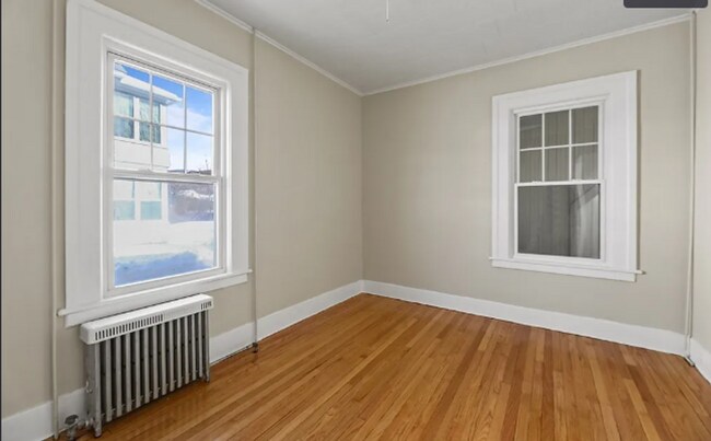 Building Photo - 15 N Summer St
