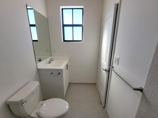 Building Photo - 28637 SW 132nd Ct