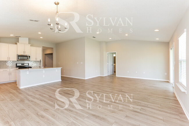 Building Photo - Do not miss this Beautiful 4BR Home!