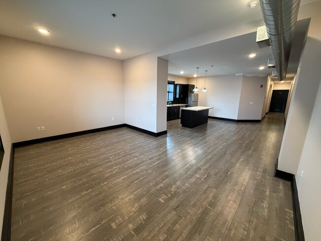 Building Photo - Penn Ave