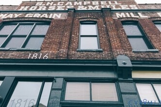 Building Photo - 1815 E Franklin St