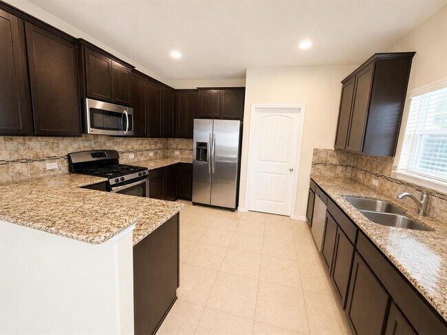 Building Photo - 9600 Sweetgum Dr