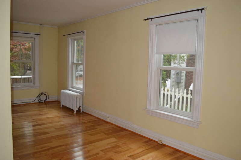 Building Photo - 31 Nash Pl