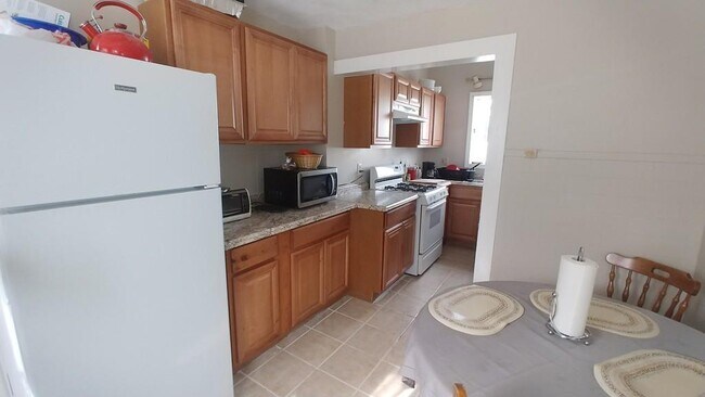 Primary Photo - 41 Trull St