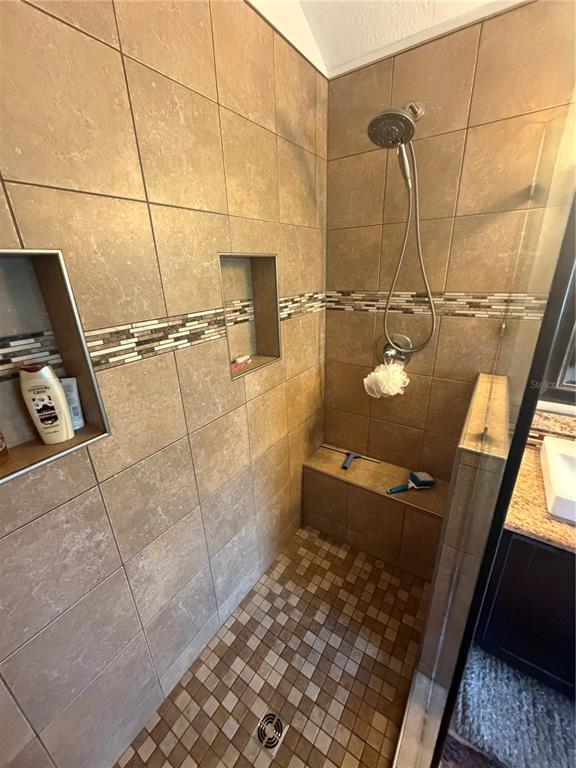 Building Photo - 9828 Bubbling Brook Ct
