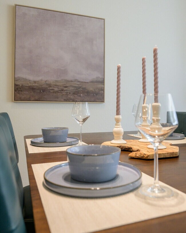 Building Photo - 5450 E Deer Valley Dr